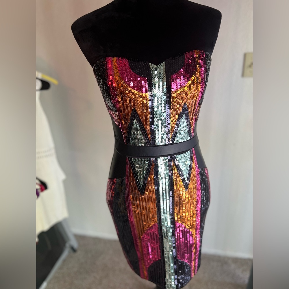 Staples colorful sequins dress